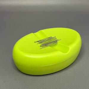 Магнитная подушка для иголок (игольница)