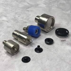 Матрица для кнопки с прорезью - 20 мм