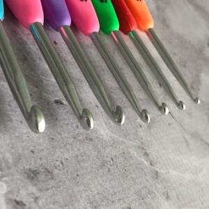 Набор алюминиевых крючков для вязания 7 шт (2-5мм) - Sultan