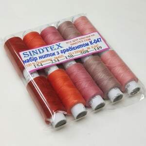 Набор ниток с градиентом 40/2 100 полиэстер 180м К-47