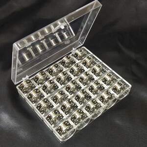 Набор шпулек 9мм/21мм в органайзере (металл с отверстиями)