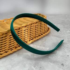 Обруч для волос атласный 14 мм - изумрудный