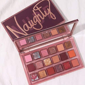 Палетка теней для век Huda Beauty Naughty, 18 оттенков