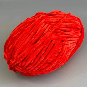 Плюшевая пряжа для вязания игрушек - цвет 016 Плюшевая пряжа для вязания игрушек - цвет 016