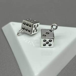 Подвеска металлическая Игральные Кости 8 мм, цвет Сталь Подвеска металлическая Игральные Кости 8 мм, цвет Сталь