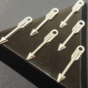 Подвеска Стрела 4х22 мм металлическая, цвет Серебро