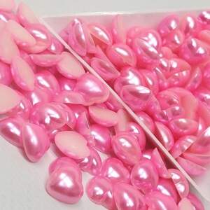 Полубусины сердечки 10мм, #6 - 25шт/уп Полубусины сердечки 10мм, #6 - 25шт/уп