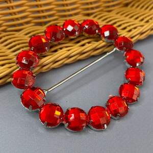 Протяжка декоративная в стразах 8х9 см #13443-2- зеленый Протяжка декоративная в стразах 8х9 см #13443-2- зеленый