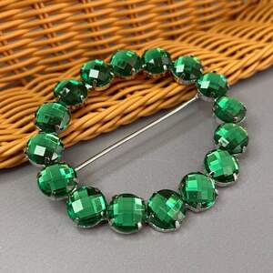 Протяжка декоративная в стразах 8х9 см #13443-2- зеленый Протяжка декоративная в стразах 8х9 см #13443-2- зеленый