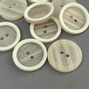 Пуговица пальтовая (пиджачная) Ø-28мм - розовинка с белым кантом