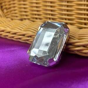 Стразы в цапах пришивные, прямоугольные 28х38 мм - кристалл Стразы в цапах пришивные, прямоугольные 28х38 мм - кристалл