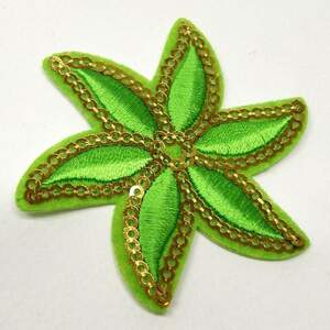 Термонаклейка Звезда 6х6см салатовая