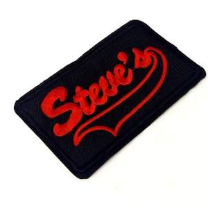Термонаклейка-нашивка Steves-5,5х10см красная надпись