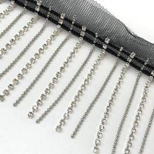 Тесьма-бахрома 6 см из металлической цепочки-шарика и страз Тесьма-бахрома 6 см из металлической цепочки-шарика и страз