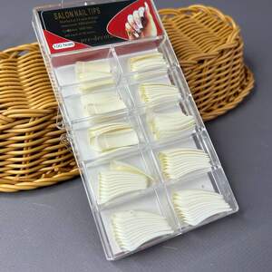 Типсы для наращиванмя ногтей белые, 100 шт Типсы для наращиванмя ногтей белые, 100 шт