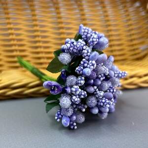 Тычинки в букете на ветке 8,5 см - сиреневый Тычинки в букете на ветке 8,5 см - сиреневый