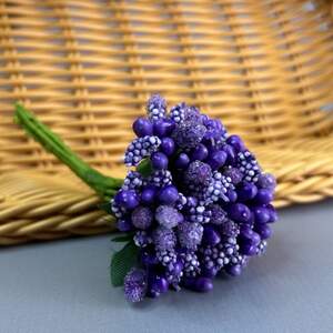 Тычинки в букете на ветке 8,5 см - фиолетовый Тычинки в букете на ветке 8,5 см - фиолетовый