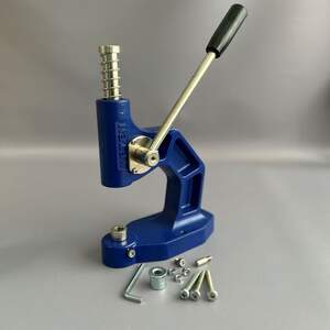 Универсальный ручной пресс для установки фурнитуры Yeten #2 - Синий Универсальный ручной пресс для установки фурнитуры Yeten #2 - Синий