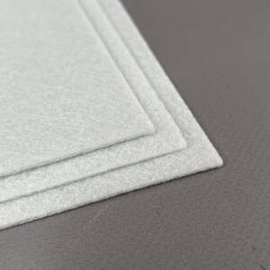 Фетр плотный, 2 мм 20х30 см, цвет - белый