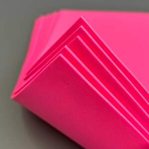 Фоамиран флуоресцентный 2мм, 1 лист А4 - фуксия Фоамиран флуоресцентный 2мм, 1 лист А4 - фуксия