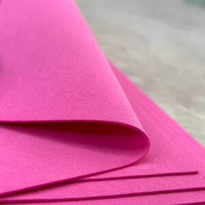 Фоамиран фуксия 1мм, 1 лист А4 Фоамиран фуксия 1мм, 1 лист А4