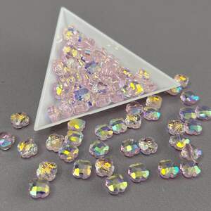 Хрустальная бусина граненый клевер 8 мм - розовый с переливом Хрустальная бусина граненый клевер 8 мм - розовый с переливом