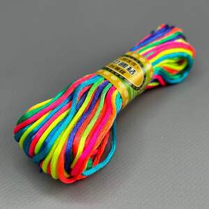 Шнур корсетный нейлоновый 2,5 мм, моток 19 м - радуга