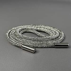 Шнурок стразовый 4 мм, длина 120 см - кристал белый Шнурок стразовый 4 мм, длина 120 см - кристал белый