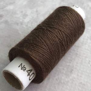 046 Нитки в катушках, швейные 100 полиэстер 40/2 (боб 200м) 046 Нитки в катушках, швейные 100 полиэстер 40/2 (боб 200м)