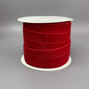 Бархатная лента декоративная 2 см 46 м - красный