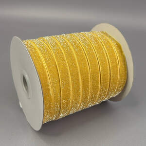 Бархатная лента с люрексом серебро 1см боб. 46м- желтый