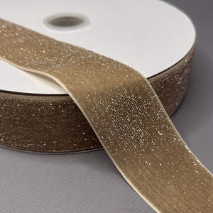 Бархатная лента с люрексом серебро 4 см 22 м - бежевый