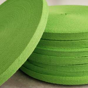 Салатовая киперная лента 1 см (киперная тесьма 10мм)