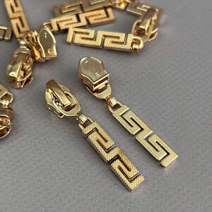 #06 Бегунок для спиральной молнии 7 - золото #06 Бегунок для спиральной молнии 7 - золото