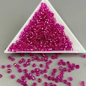#8/0 Бисер китайский средний, 450 г - фуксия глянцевый