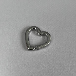 Карабин-сердце для сумки 25 мм, никель