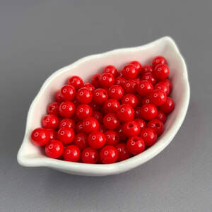 (20 гр) Пластиковые гладкие бусины 8 мм - красный (20 гр) Пластиковые гладкие бусины 8 мм - красный