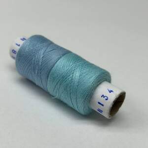 134/189 Нитки в катушках 40/2 , половинки (катушка 2х75м) 134/189 Нитки в катушках 40/2 , половинки (катушка 2х75м)