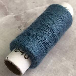 182 Нитки в катушках, швейные 100 полиэстер 40/2 (боб 200м) 182 Нитки в катушках, швейные 100 полиэстер 40/2 (боб 200м)