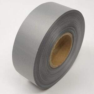 Лента светоотражающая серая 3,5см х 100м Лента светоотражающая серая 3,5см х 100м