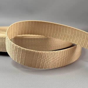 Стропа сумочная-ременная, 2,5 см средняя жесткость - бежевый Стропа сумочная-ременная, 2,5 см средняя жесткость - бежевый