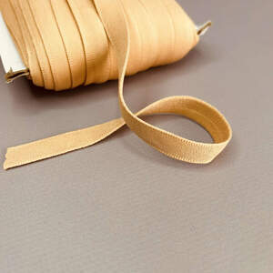 Туннельная лента бесшовная, гладкая 1см х1м, - цвет загара Туннельная лента бесшовная, гладкая 1см х1м, - цвет загара