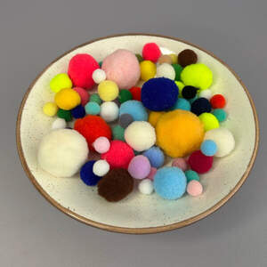 Помпоны для творчества 1-3 см, 130 шт/упаковка - цветной микс