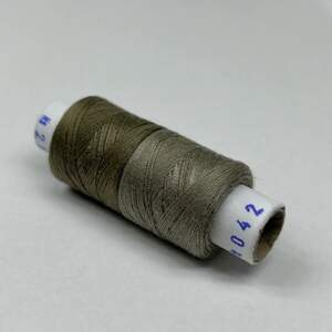 042/265 Нитки в катушках 40/2 , половинки (катушка 2х75м)