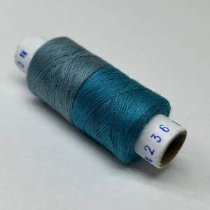 051/236 Нитки в катушках 40/2 , половинки (катушка 2х75м)