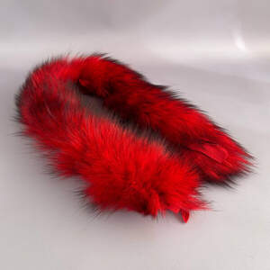 Опушка из натурального меха лисы окрашенная 70 см - красный
