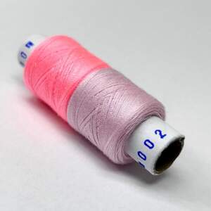 002/006 Нитки в катушках 40/2 , половинки (катушка 2х75м) 002/006 Нитки в катушках 40/2 , половинки (катушка 2х75м)