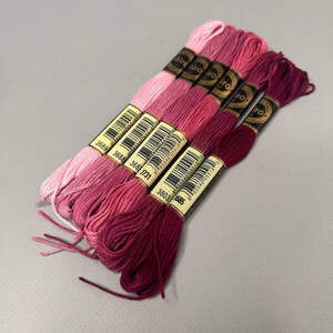 (6 шт по 8м) Набор мулине Airo (нитки для вышивания) - бордовый микс (3689-3685)