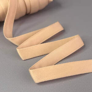 Туннельная лента бесшовная, гладкая 1см х1м, - бежевый свтлый Туннельная лента бесшовная, гладкая 1см х1м, - бежевый свтлый