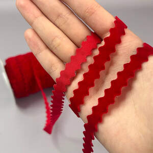 Бархатная лента зиг-заг 1см - красный (#41)